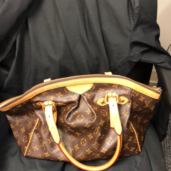 Louis Vuitton Tivola bag w/dust-bag and box - Picture 2 of 8